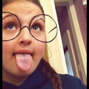 Meet your Posher, Shelby